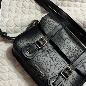 dr martens skull bag